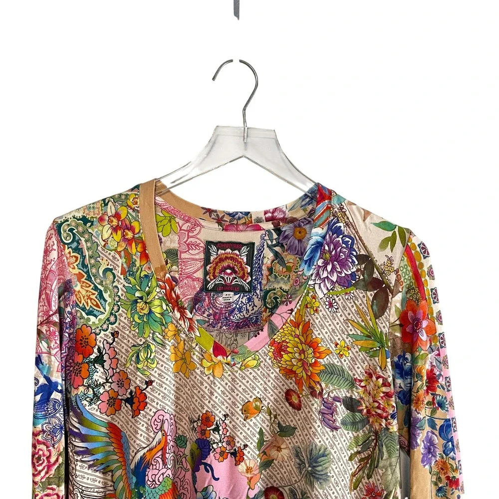 Johnny Was Floral Jersey Bamboo Stretch V Neck Floral Pullover Top Size XS - Picture 7 of 10